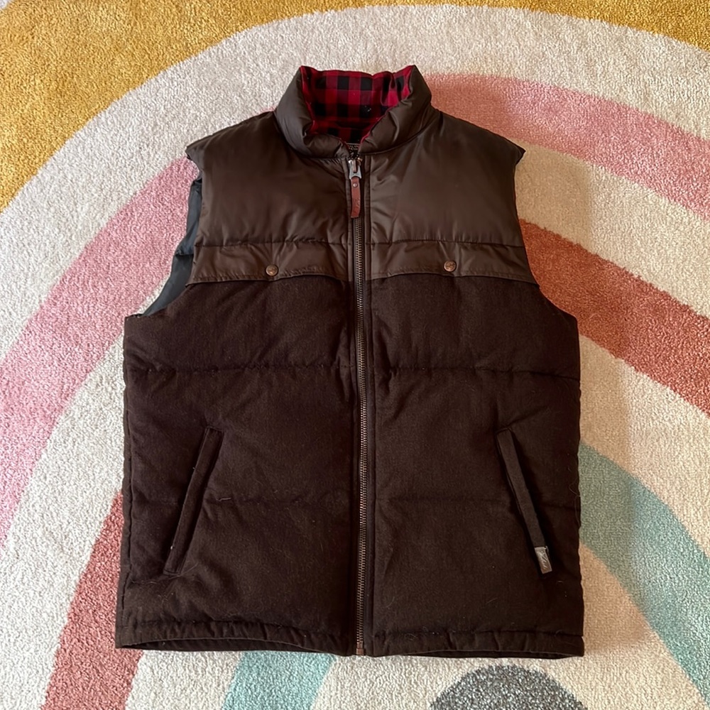 Men’s Large Woolrich Duck Down Dark Heather Wood vest full Zip Puffer